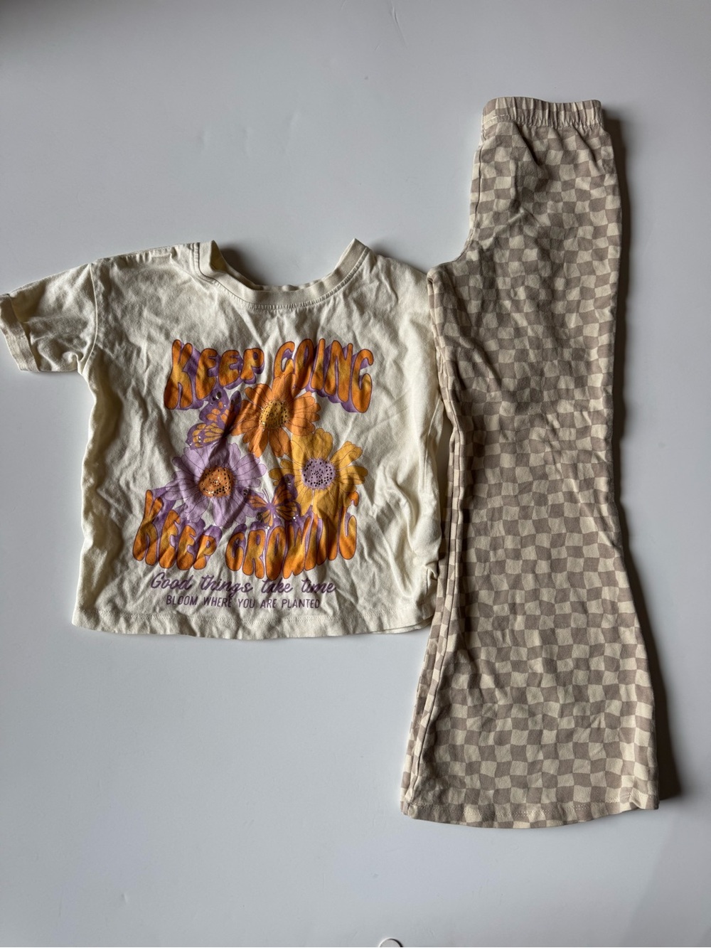 Kids Matching Set - Cream Graphic Tee & Beige Check Leggings
